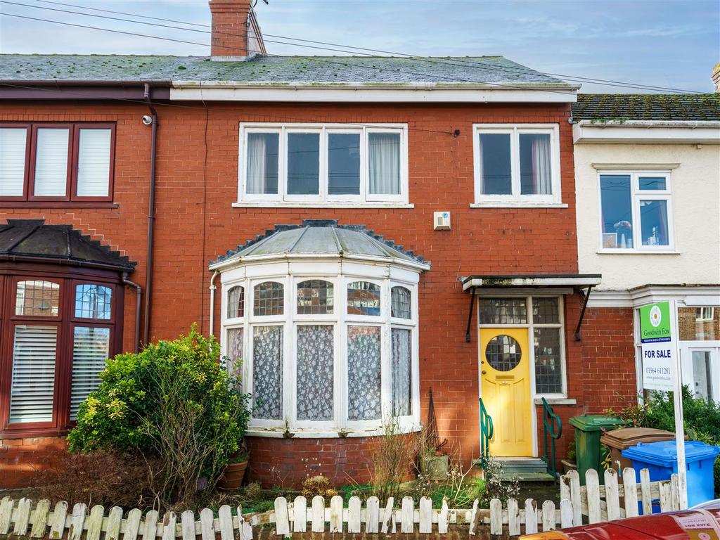 Park Avenue, Withernsea 4 bed terraced house for sale £125,000