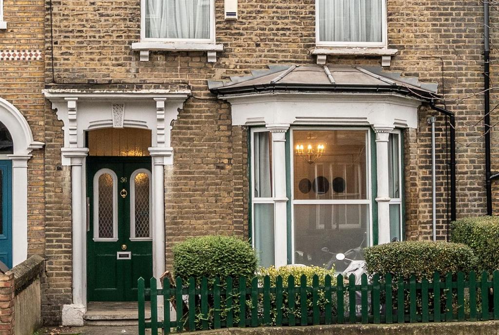 Cricketfield Road, London 5 bed house for sale £1,200,000