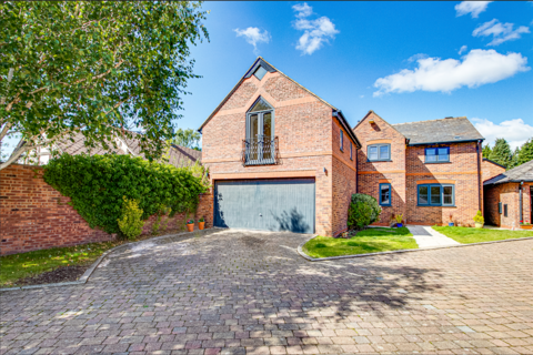 5 bedroom detached house for sale, St. Wilfrids Court, Davenham, Northwich, CW9