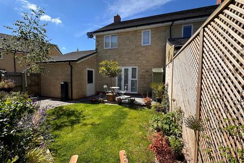 3 bedroom semi-detached house for sale, Foxhills Close, Radstock