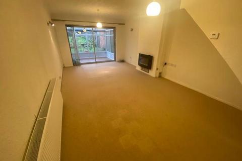 2 bedroom terraced house to rent, Mottrams Close, Sutton Coldfield, West Midlands