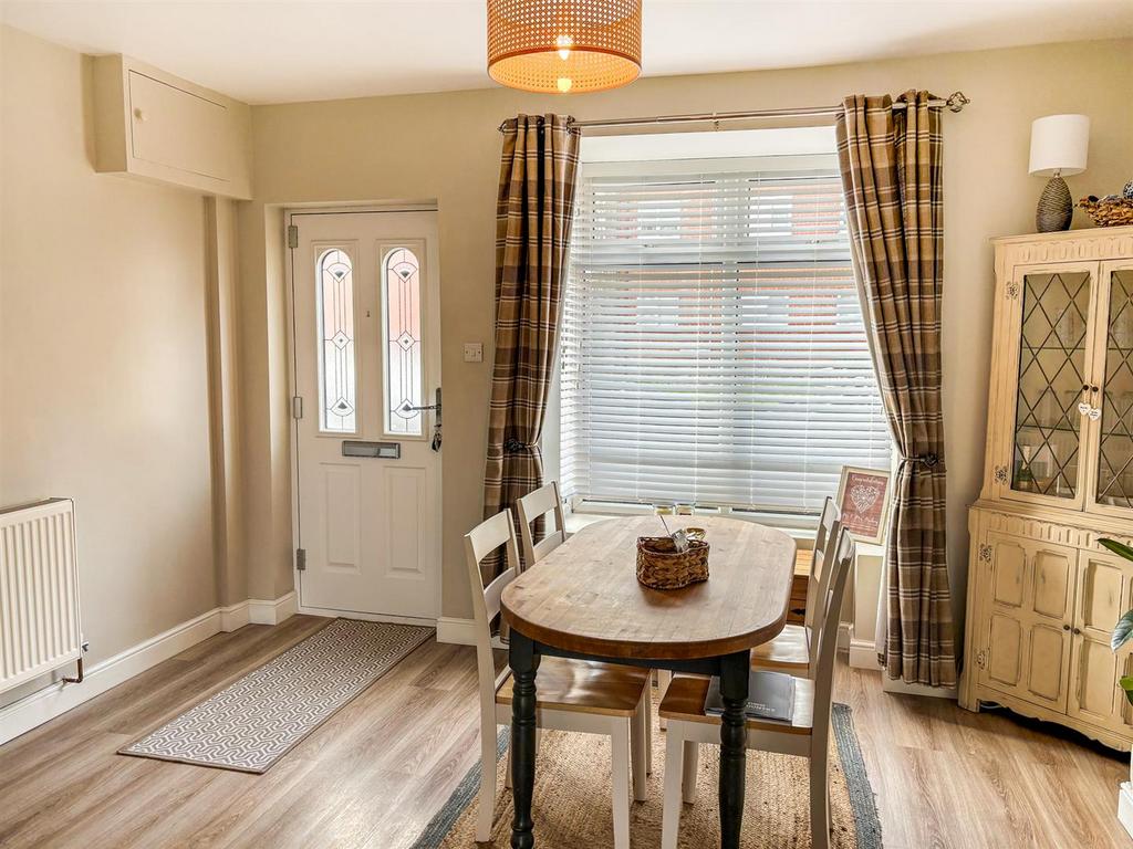 Llwyn Road, Oswestry 2 bed end of terrace house for sale £150,000