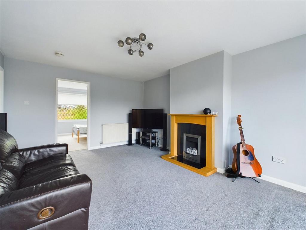 Living room 2.jpg