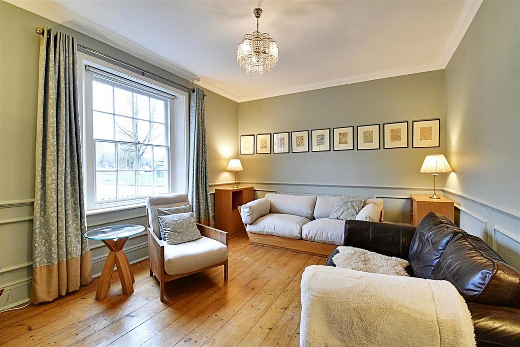 Horns Mill Road, Hertford SG13 3 bed end of terrace house for sale £