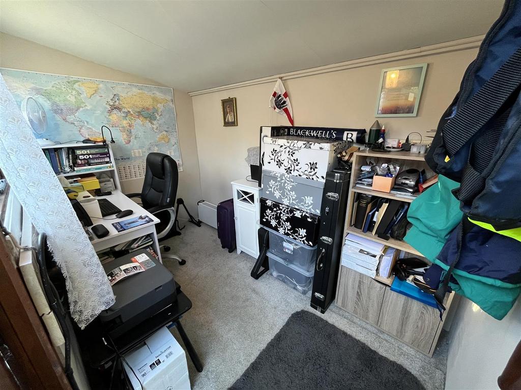 Garden Home Office