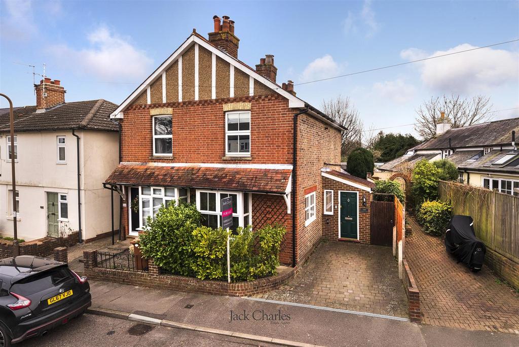 Henwood Green Road, Pembury, Tunbridge Wells 3 bed semidetached house