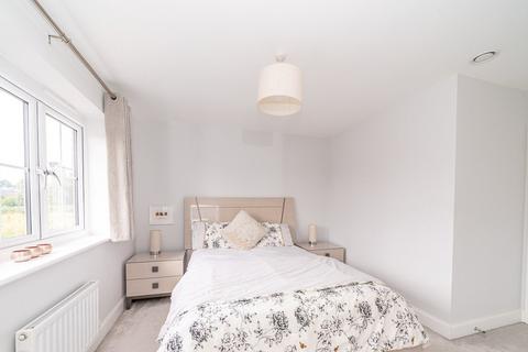 3 Whittle Close, Streethay, Lichfield, WS13 8GT