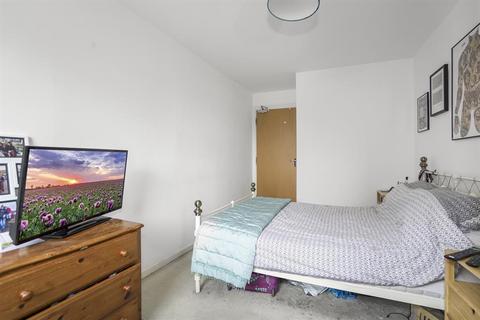1 bedroom apartment for sale, Priory Wharf, Birkenhead