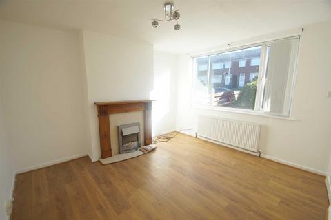 2 bedroom terraced house to rent, Blue Hill Crescent, Leeds