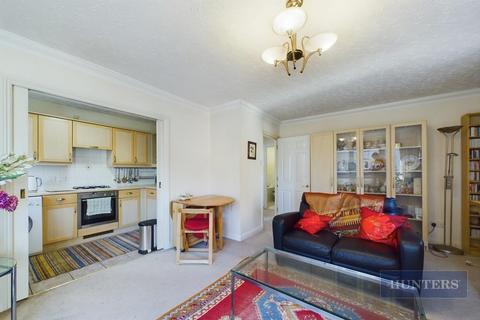 2 bedroom flat for sale, Pacific Close, Southampton, SO14