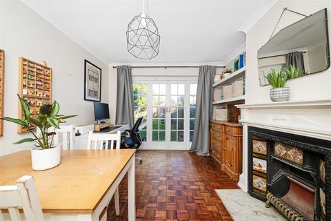 71 Upper Elmers End Road, Beckenham, BR3 3QX