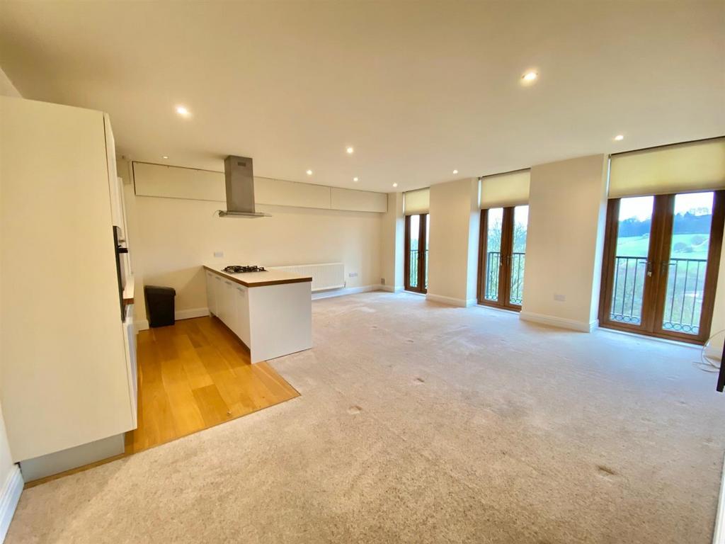 Burrwood Court, Stainland Road, Holywell Green 2 bed apartment for sale