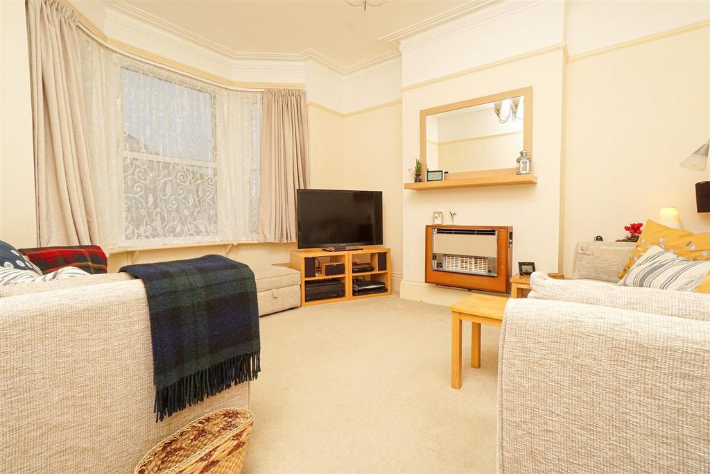 Victoria Avenue, Hastings 3 bed detached house for sale £335,000