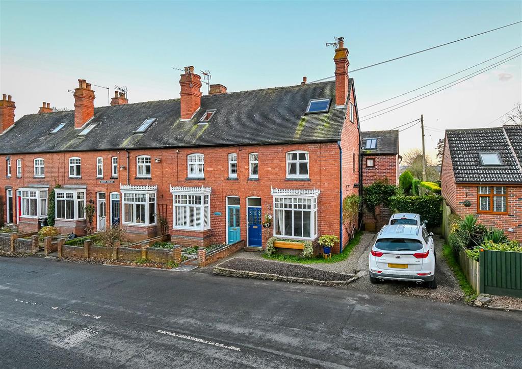 6 Merton Terrace, Oldbury Road, Bridgnorth 4 bed end of terrace house