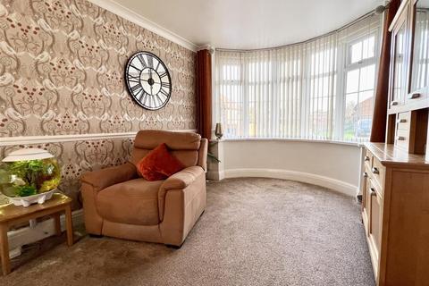 20 Defford Drive, Oldbury, B68 9RH