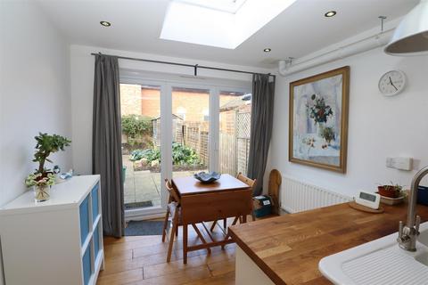 2 bedroom terraced house for sale, Horsefair Green, Stony Stratford, Milton Keynes