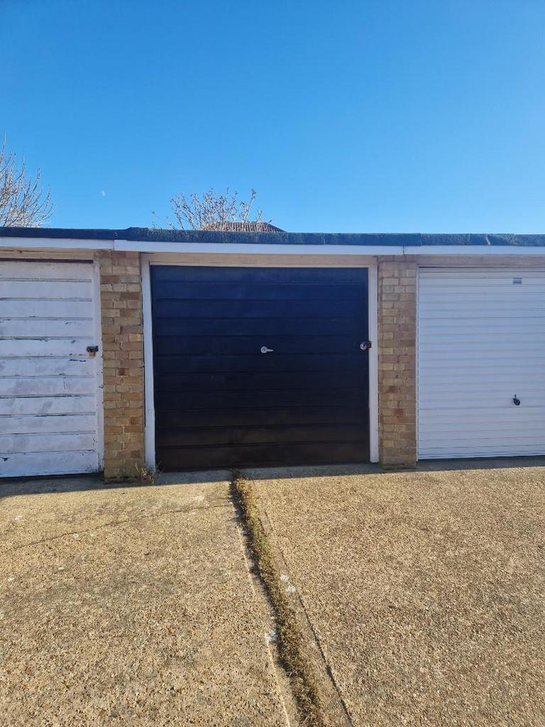 Ingleside Crescent, Lancing Garage £20,000