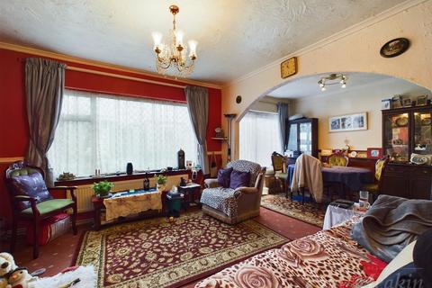 52 Bygrove, New Addington, Croydon, CR0 9DG