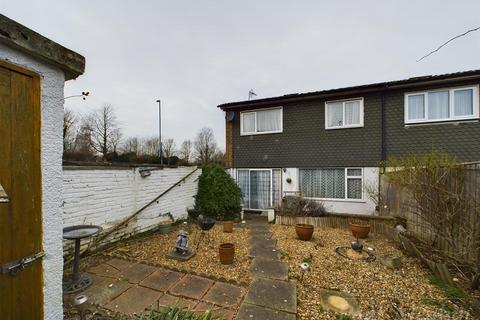 52 Bygrove, New Addington, Croydon, CR0 9DG