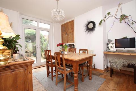 3 bedroom semi-detached house for sale, Rifford Road, Exeter