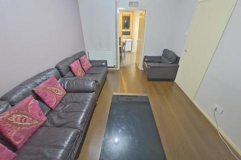 3 bedroom townhouse for sale - Ambassador Road, Leicester LE5