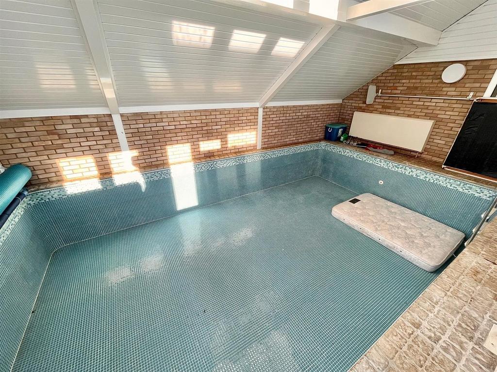 Indoor Swimming pool