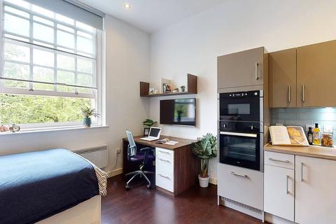 Studio to rent, Apt 40, Park Square Residence, 21 Park Square South LS1