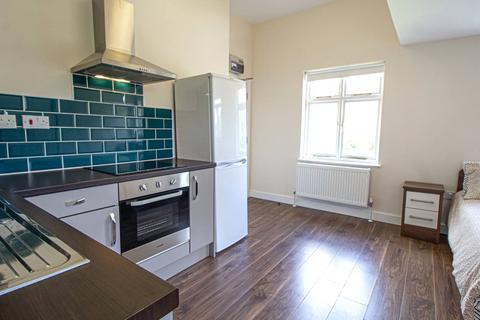 Studio to rent, Apt 22, Clarendon House, 20 Clarendon Road LS2