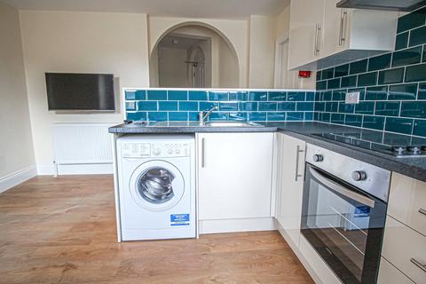 2 bedroom apartment to rent, Apt 2 , Fairbairn Residence, 12 Clarendon Road LS2