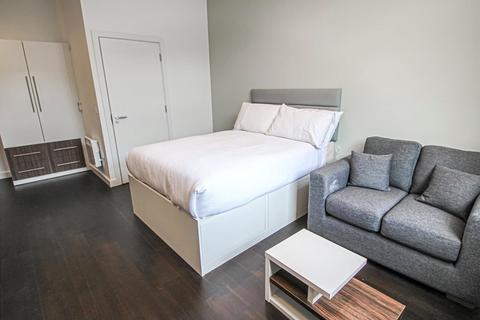 Studio to rent, Apt 25, Park Square Residence, 21 Park Square South LS1