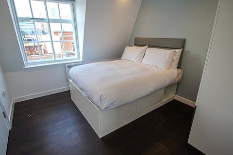1 bedroom apartment to rent, Apt 5, Park Square Residence, 21 Park Square South LS1