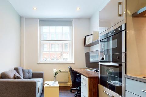 1 bedroom apartment to rent, at Leeds, Apt 11, Park Square Residence, 21 Park Square South LS1