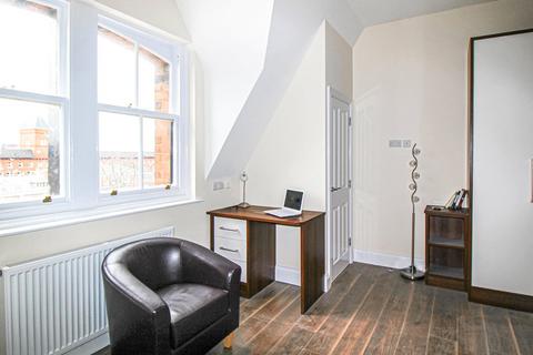 Studio to rent, Apt 15, Fairbairn Residence, 12 Clarendon Road LS2