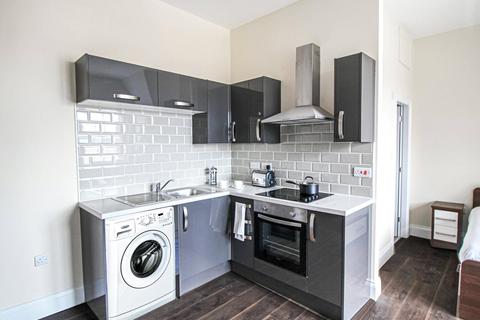 Studio to rent, Apt 15, Fairbairn Residence, 12 Clarendon Road LS2