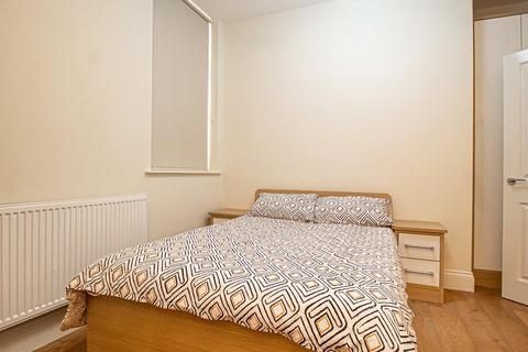 2 bedroom apartment to rent, Fairbairn Residence #872142