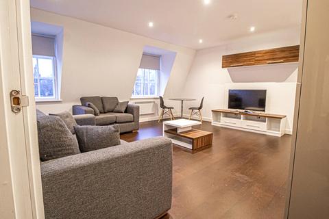 2 bedroom apartment to rent, Apt 64, Park Square Residence, 21 Park Square South LS1