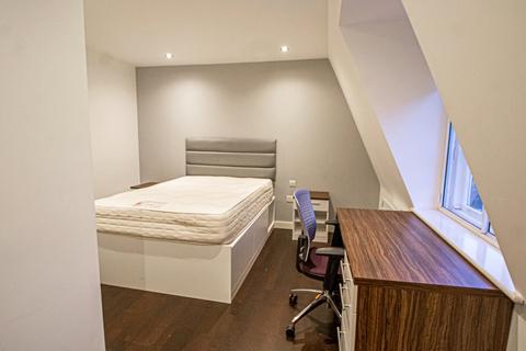 2 bedroom apartment to rent, Apt 64, Park Square Residence, 21 Park Square South LS1