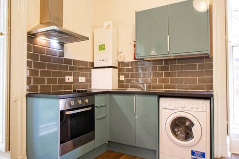 undefined, Apt 2, Clarendon House, 20 Clarendon Road LS2