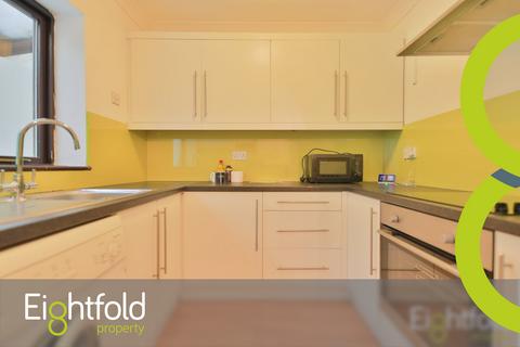 4 bedroom terraced house to rent, Baden Road, Brighton