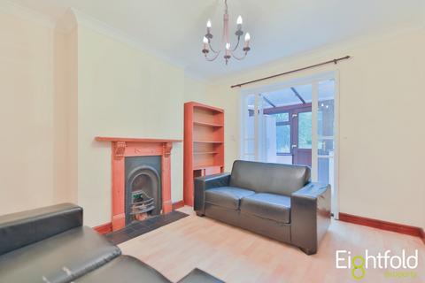 4 bedroom terraced house to rent, Baden Road, Brighton