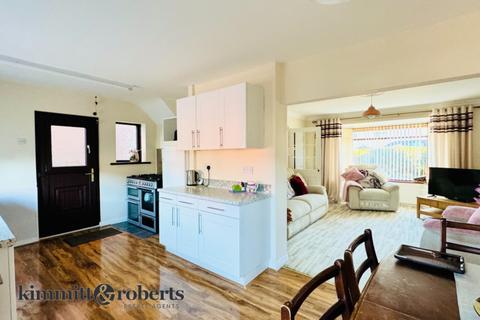 11 Dowson Square, Murton, Seaham, SR7 9SR