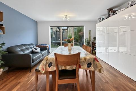 4 bedroom terraced house for sale - Spinney Road, Cambridge CB2