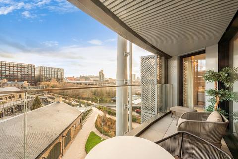 2 bedroom flat for sale, Lewis Cubitt Square, London, N1C