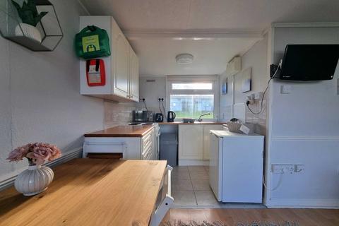 2 bedroom chalet for sale, Bideford Bay Holiday Park, Buck`s Cross