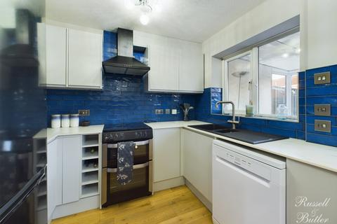 undefined, Deerfield Close, Buckingham