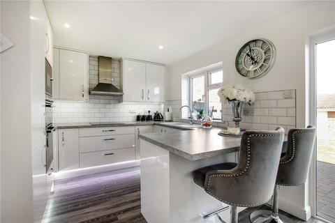 8 Aintree Close, Gravesend, DA12 5AS