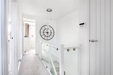 8 Aintree Close, Gravesend, DA12 5AS