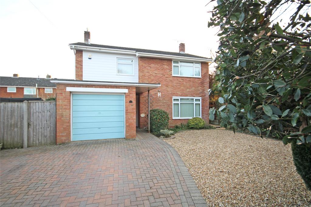 Osborne Road, New Milton, Hampshire, BH25 3 bed detached house for sale