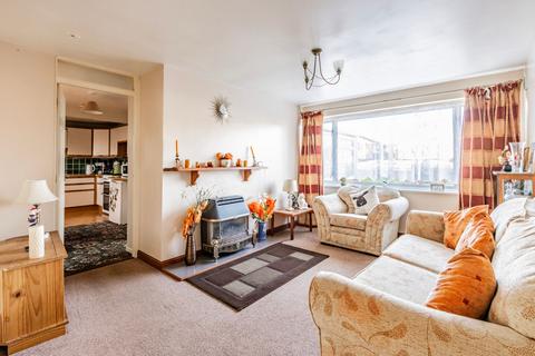 19 Breydon Way, Lowestoft, NR33 9AS