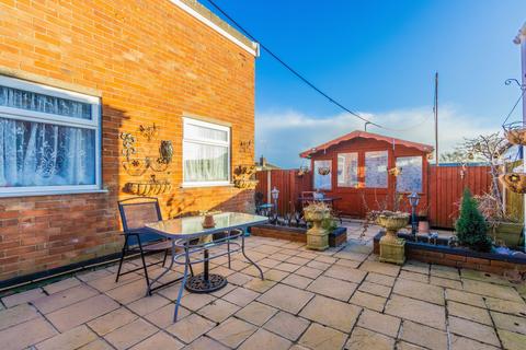 19 Breydon Way, Lowestoft, NR33 9AS